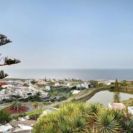 Petite Paradise Vila La Laguna (Tenerife)