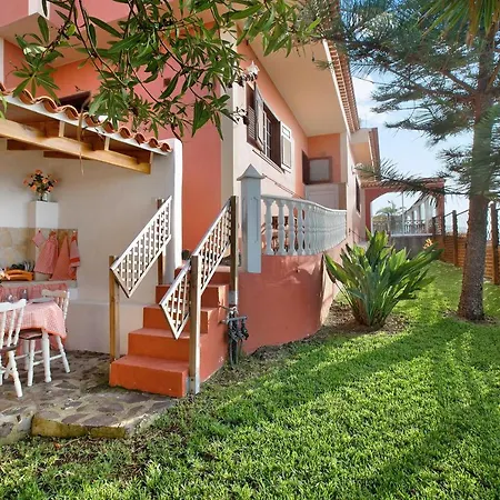 Petite Paradise * La Laguna